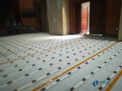 學校俄勒岡松舞臺木地板施工單位